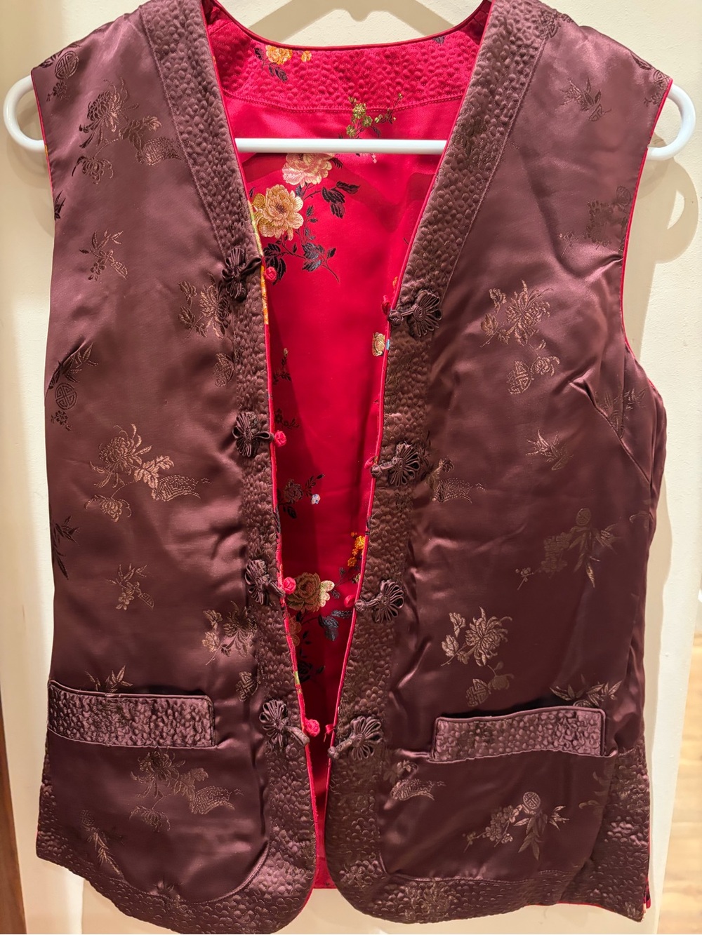 Vintage Red Floral Embroidered Reversible Chinese Traditional Vest - Picture 5 of 12